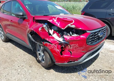 2025 Ford Escape St-Line z USA, uszkodzony, nr VIN 1FMCU9MN0SUA88826